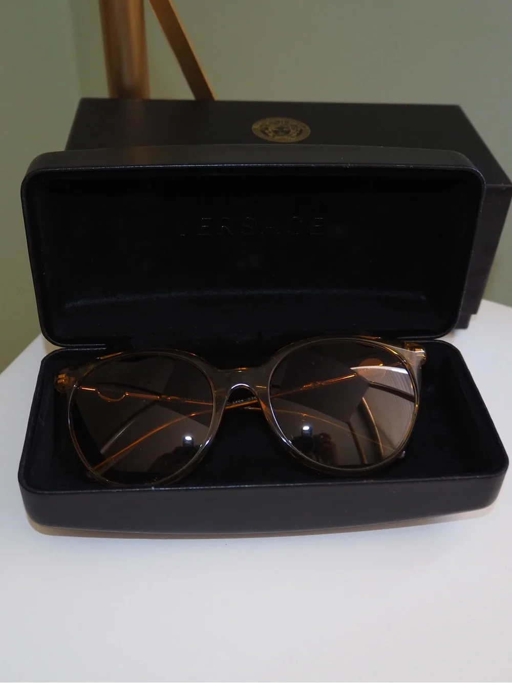 VERSACE Honey Amber Gold Medusa Medallion Cat Eye Sunglasses with Case & Box